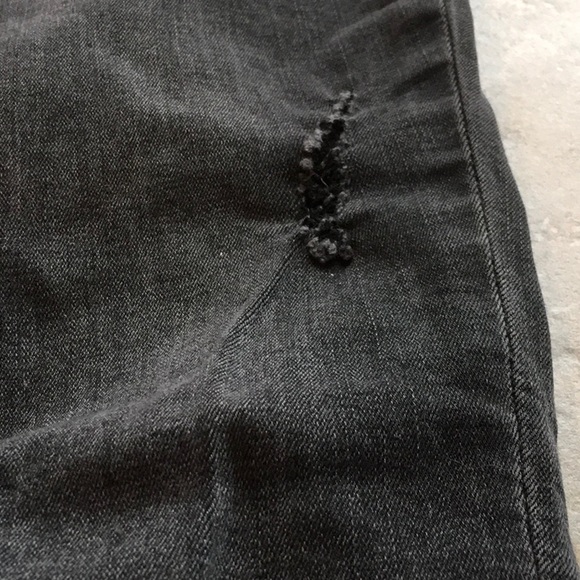 Kut From The Kloth | Jean Black Size 2 Petite - Picture 2 of 8